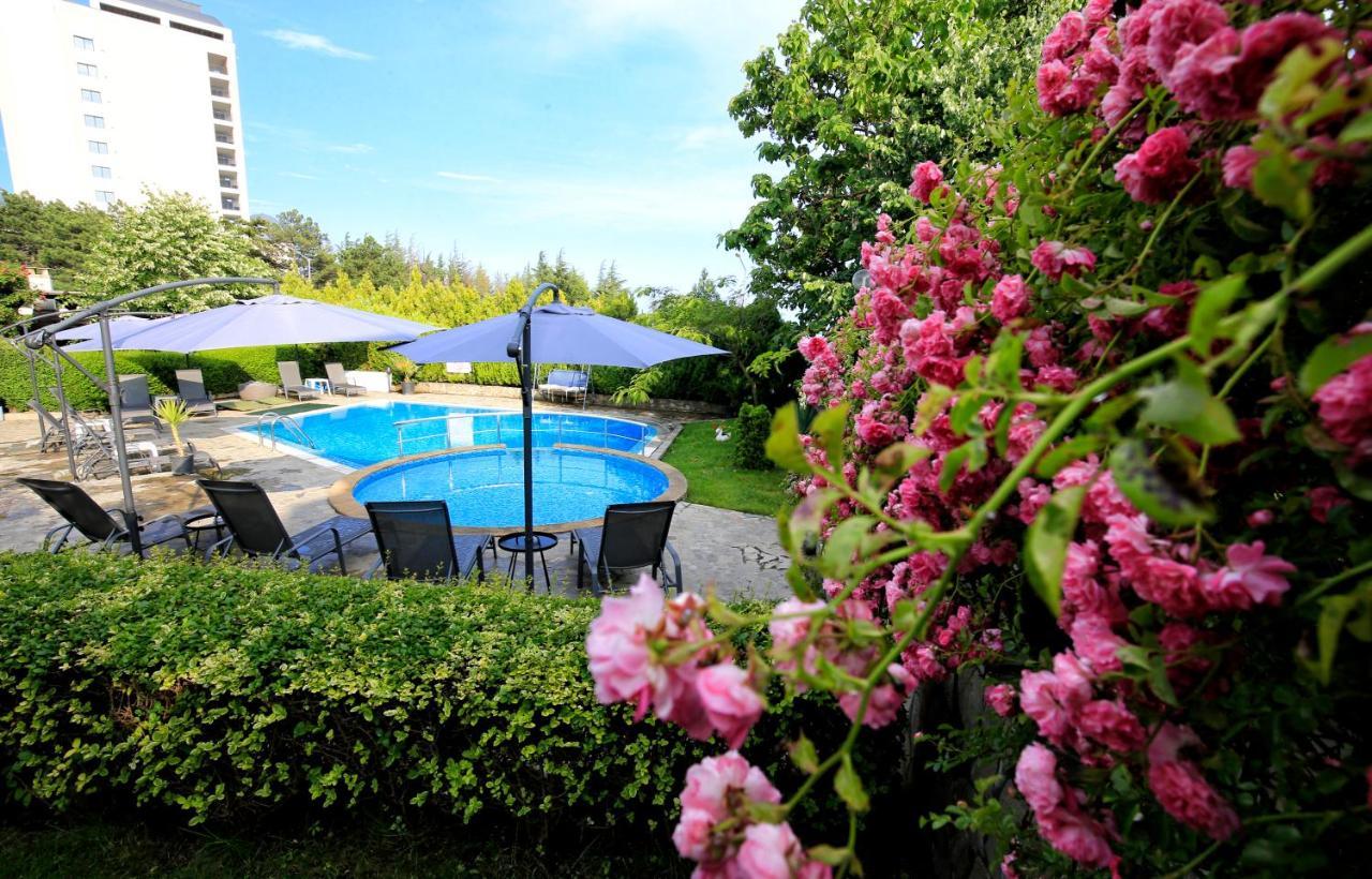 Stayinn Rainbow Houses Beachfront By Asteri Hotels Sunny Beach Esterno foto