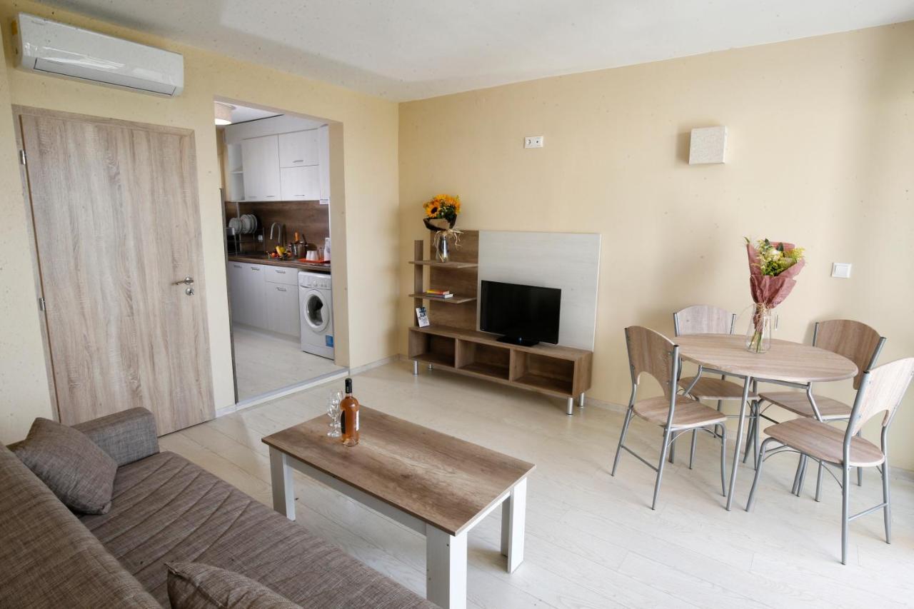 Stayinn Rainbow Houses Beachfront By Asteri Hotels Sunny Beach Esterno foto