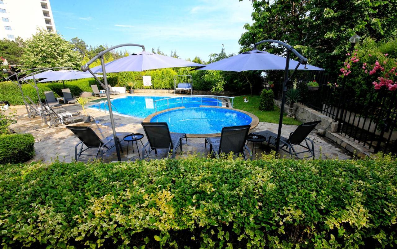Stayinn Rainbow Houses Beachfront By Asteri Hotels Sunny Beach Esterno foto