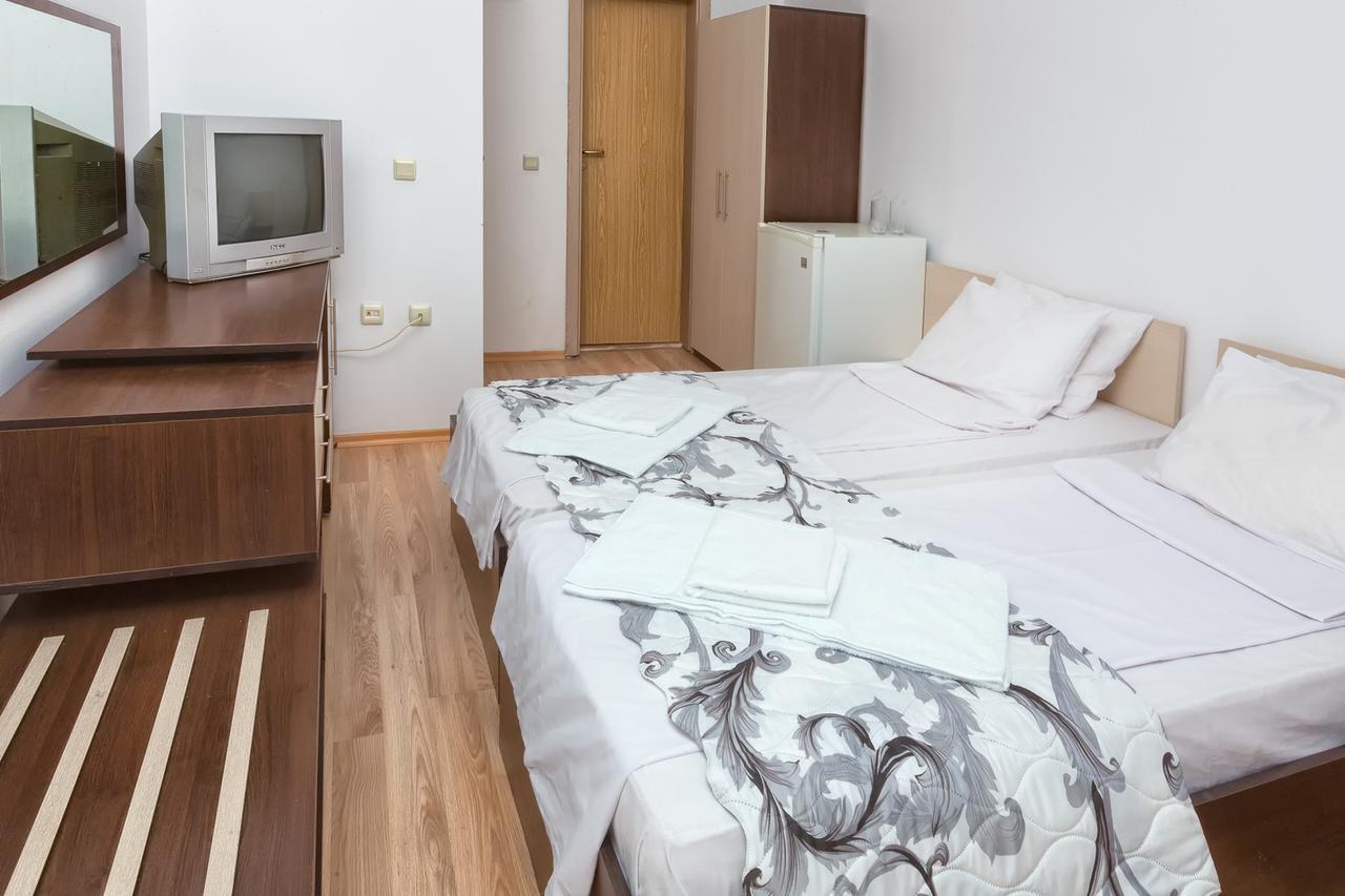 Stayinn Rainbow Houses Beachfront By Asteri Hotels Sunny Beach Esterno foto