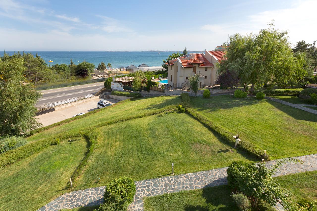 Stayinn Rainbow Houses Beachfront By Asteri Hotels Sunny Beach Esterno foto